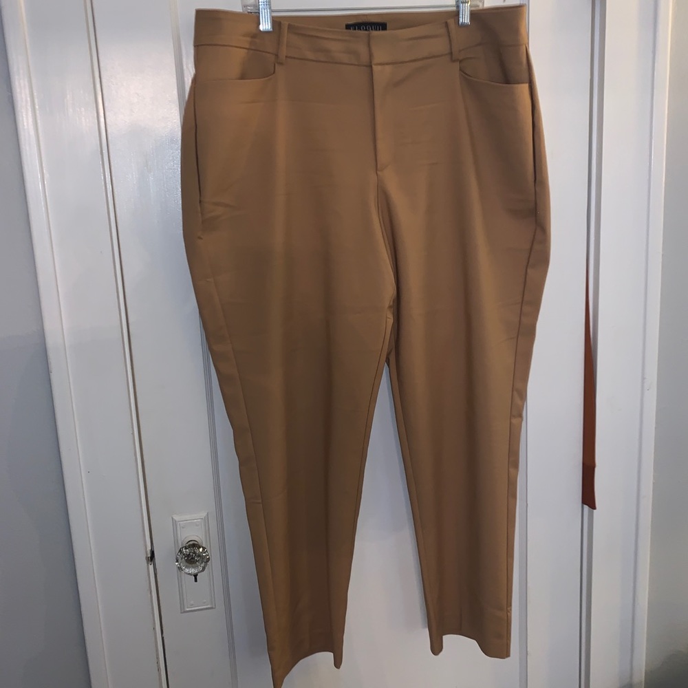 Khaki color Trousers from ELOQUII for bottom curvy